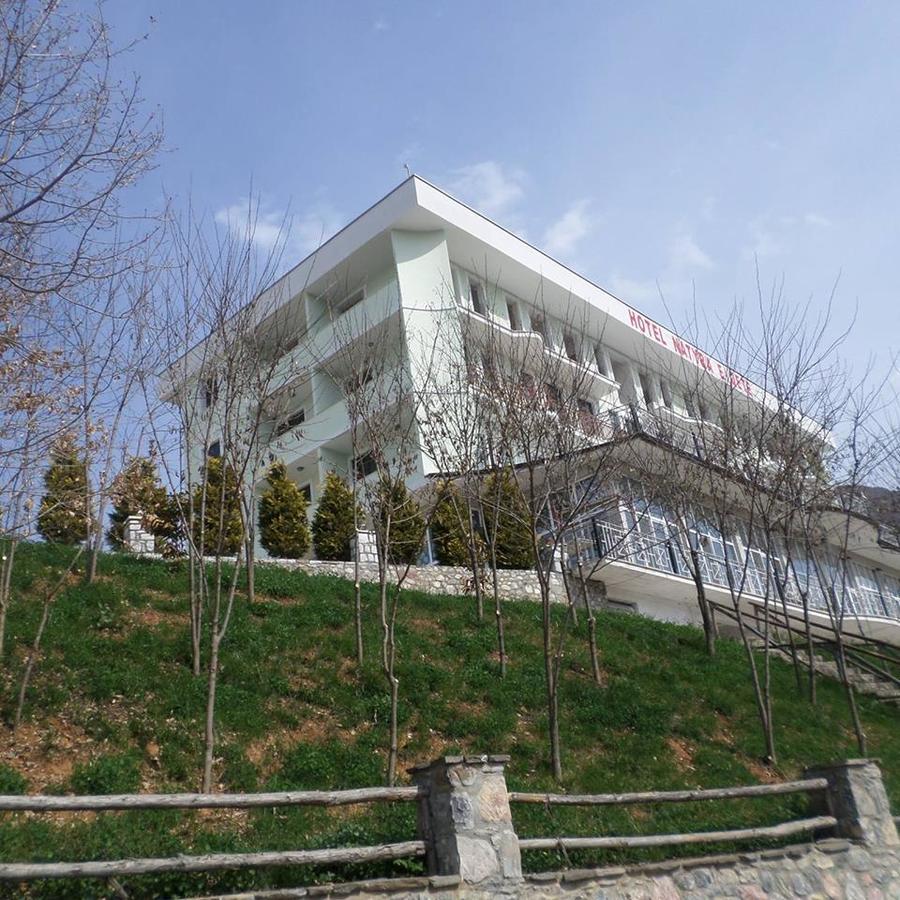Hotel Natyra E Qete Peshkopi Eksteriør billede